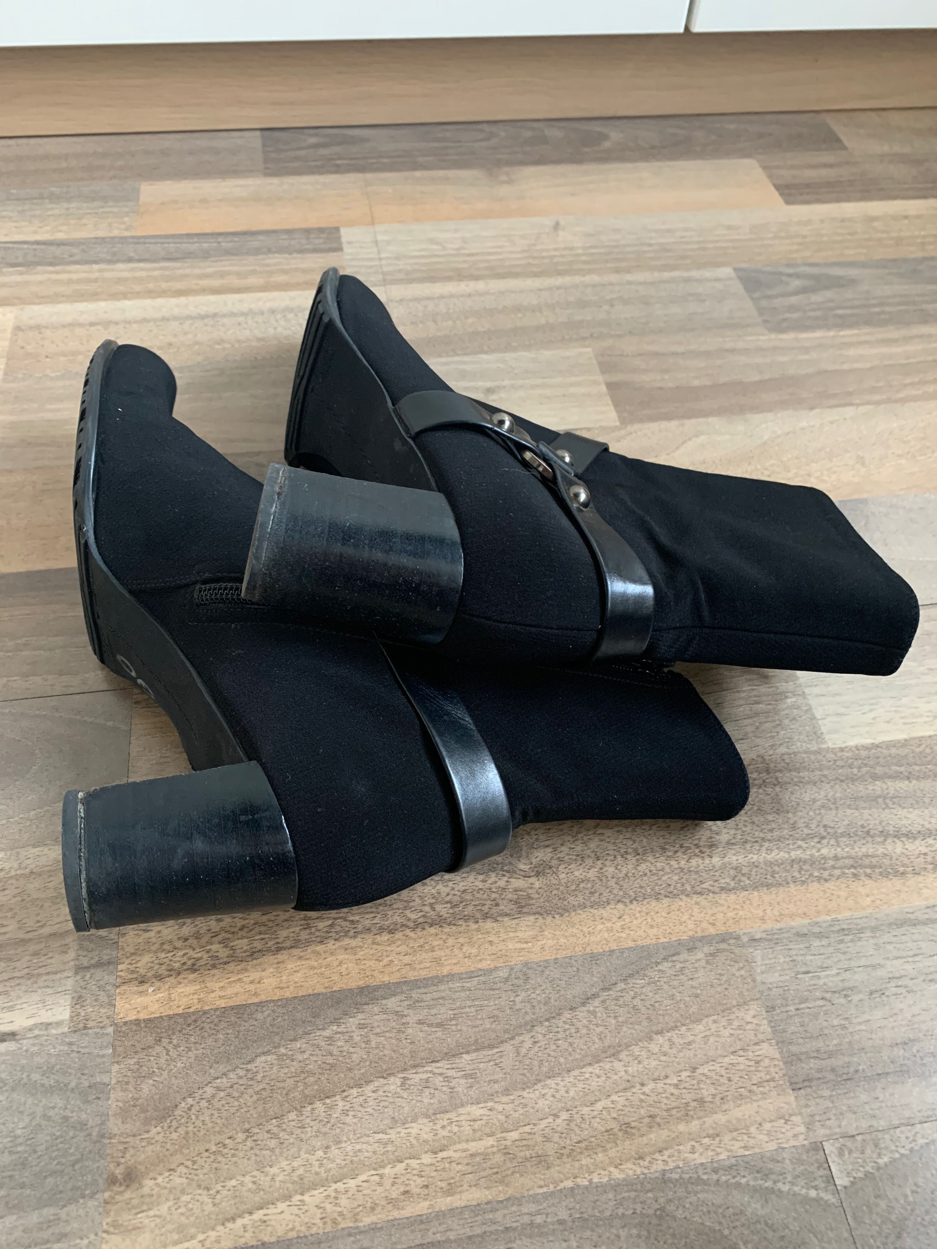 Buty damskie Stuard Weitzman 9,5