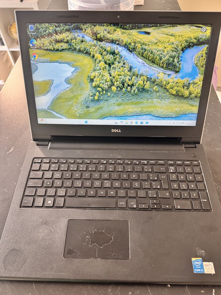 Portatil DELL Inspirion -