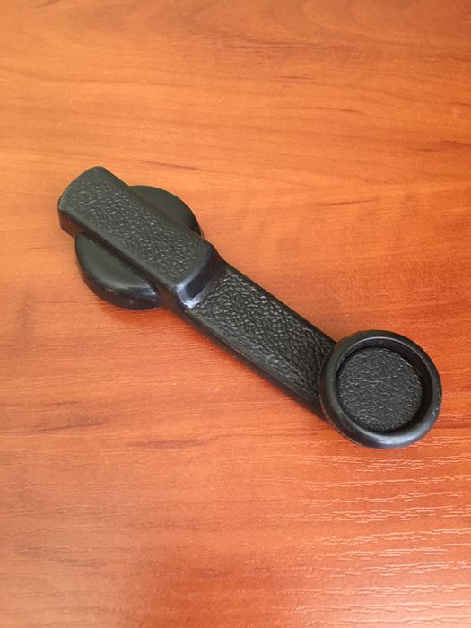 Ручка поднятия/опуска бокового стекла для ЗАЗ 1102/03/05. Новая.