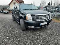 Cadillac Escalade ESV 6.2l 400km 4x4 long 7os 2kpl kol