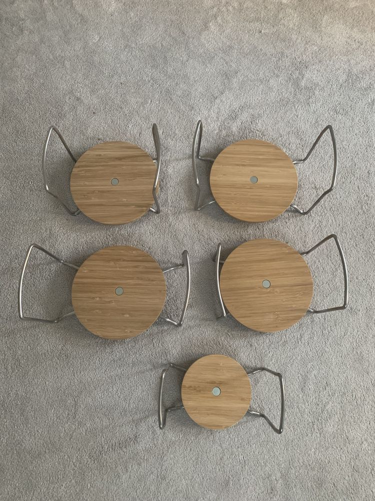 Ikea Variera komplet stojaków na talerze