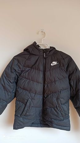 Nike kurtka czarna pikowana 134