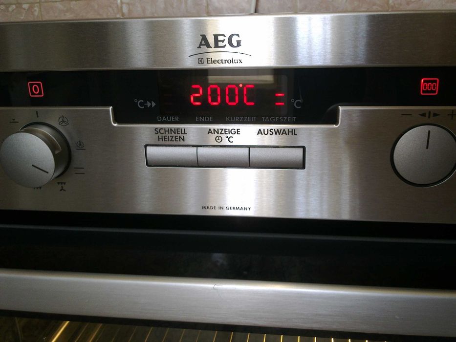 AEG-Electrolux духовой шкаф,топ модель,идеал,оригинал. Made in Germany