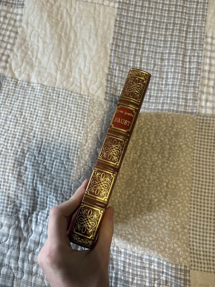 Książka wydanie specjalne Faust J.W Goethe