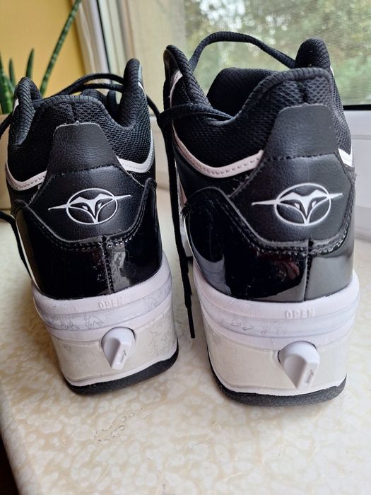 Buty na kółkach wrotki rozm 41