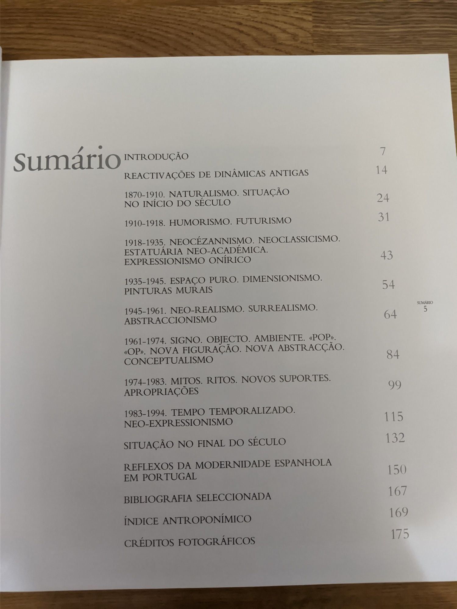 Livro A arte Portuguesa do seculo XX