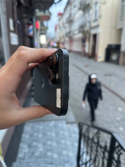 УЦІНКА iPhone 16 Pro Max 256gb Black Neverlock акум 100% 5 цикл рідний