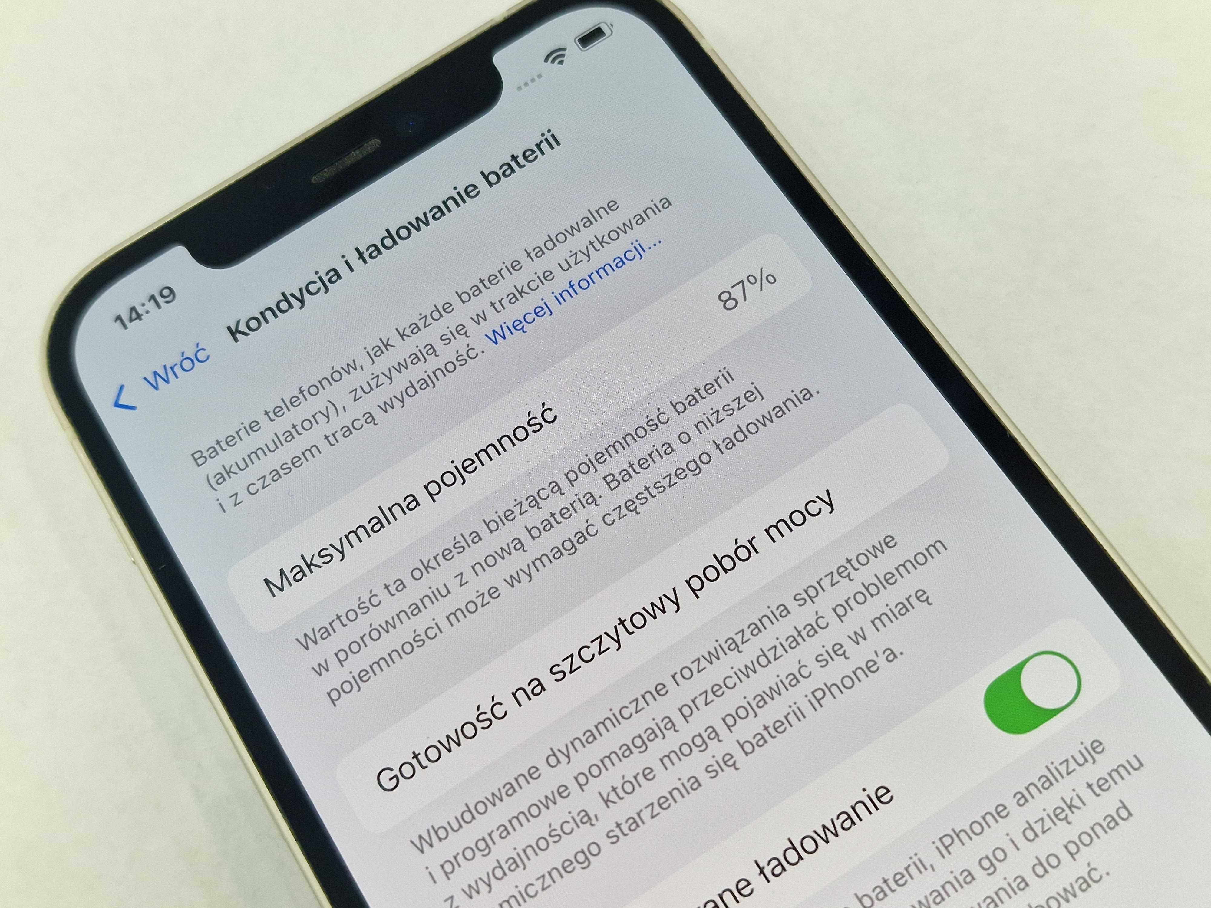 Iphone 12 64GB/ White/ Bat 87%/ Grade A- / Gwarancja + ładowarka