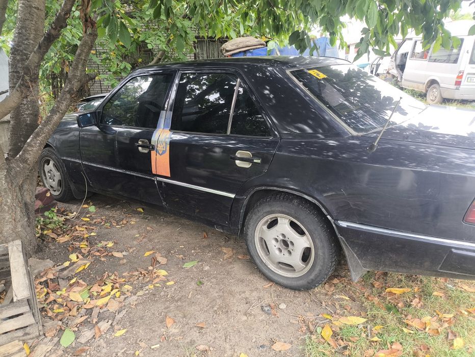 Продам Мерседес 124 2.5 дизель