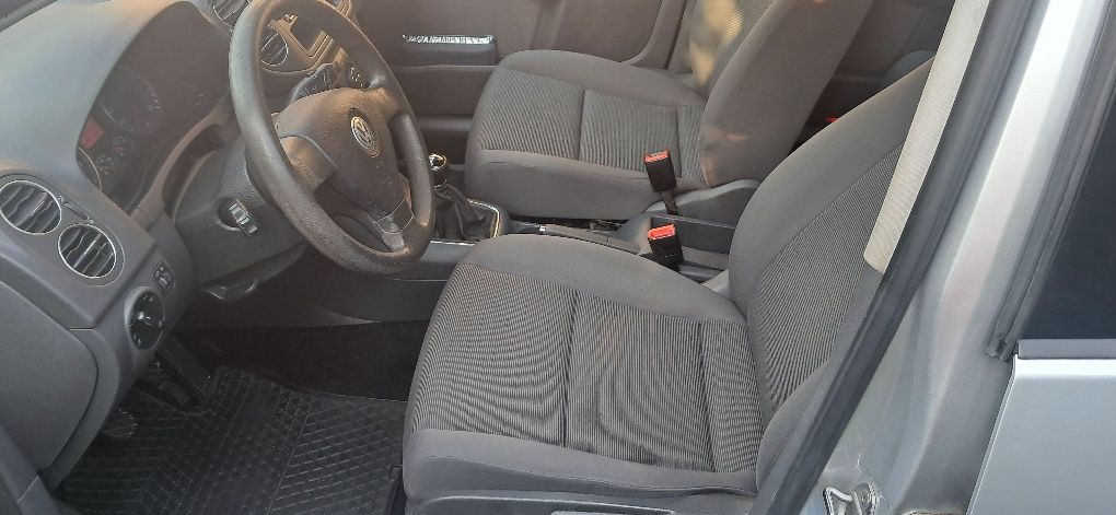 Golf plus 2008 r benzyna
