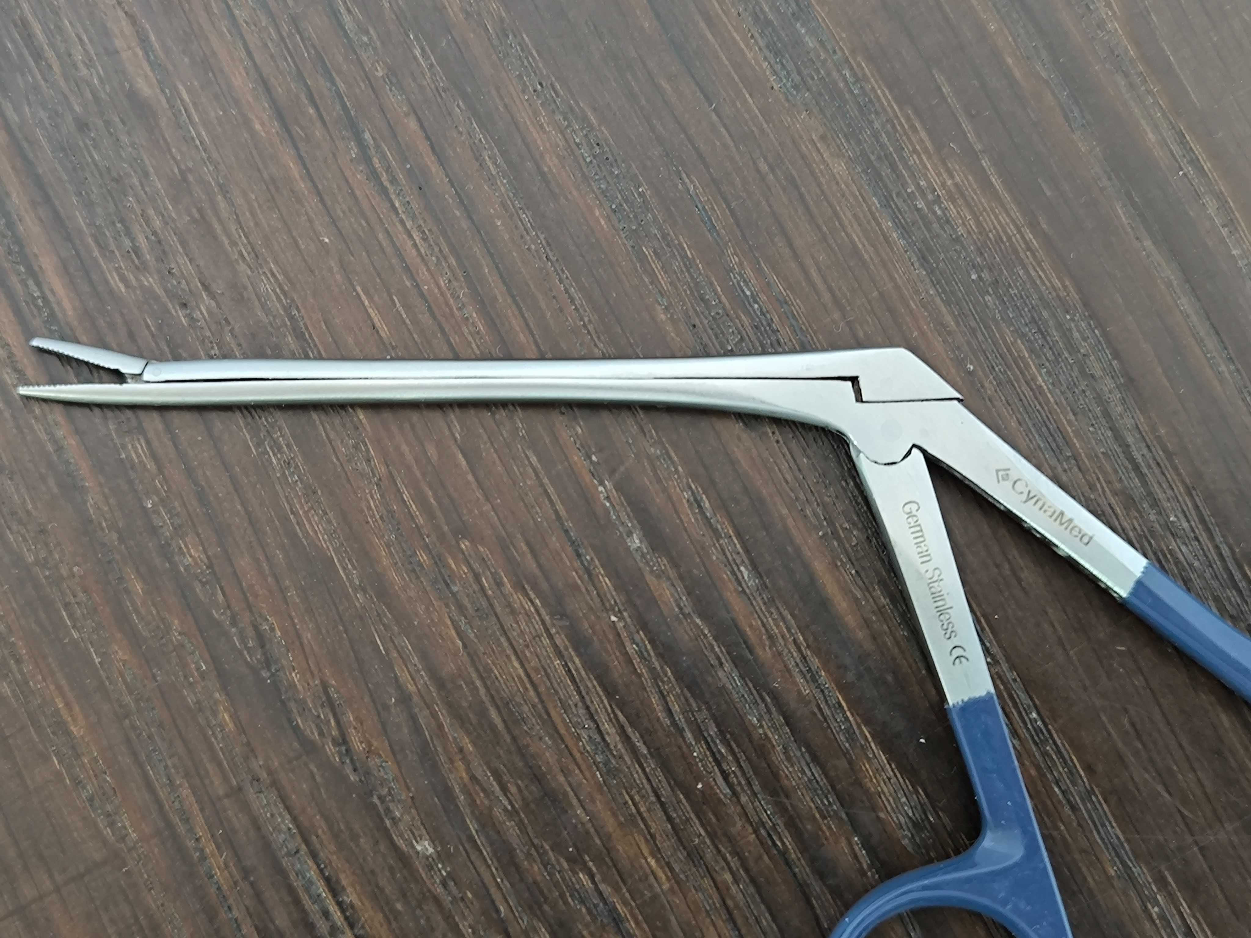 Щипці медичні HARTMAN ALLIGATOR 3.5" нові