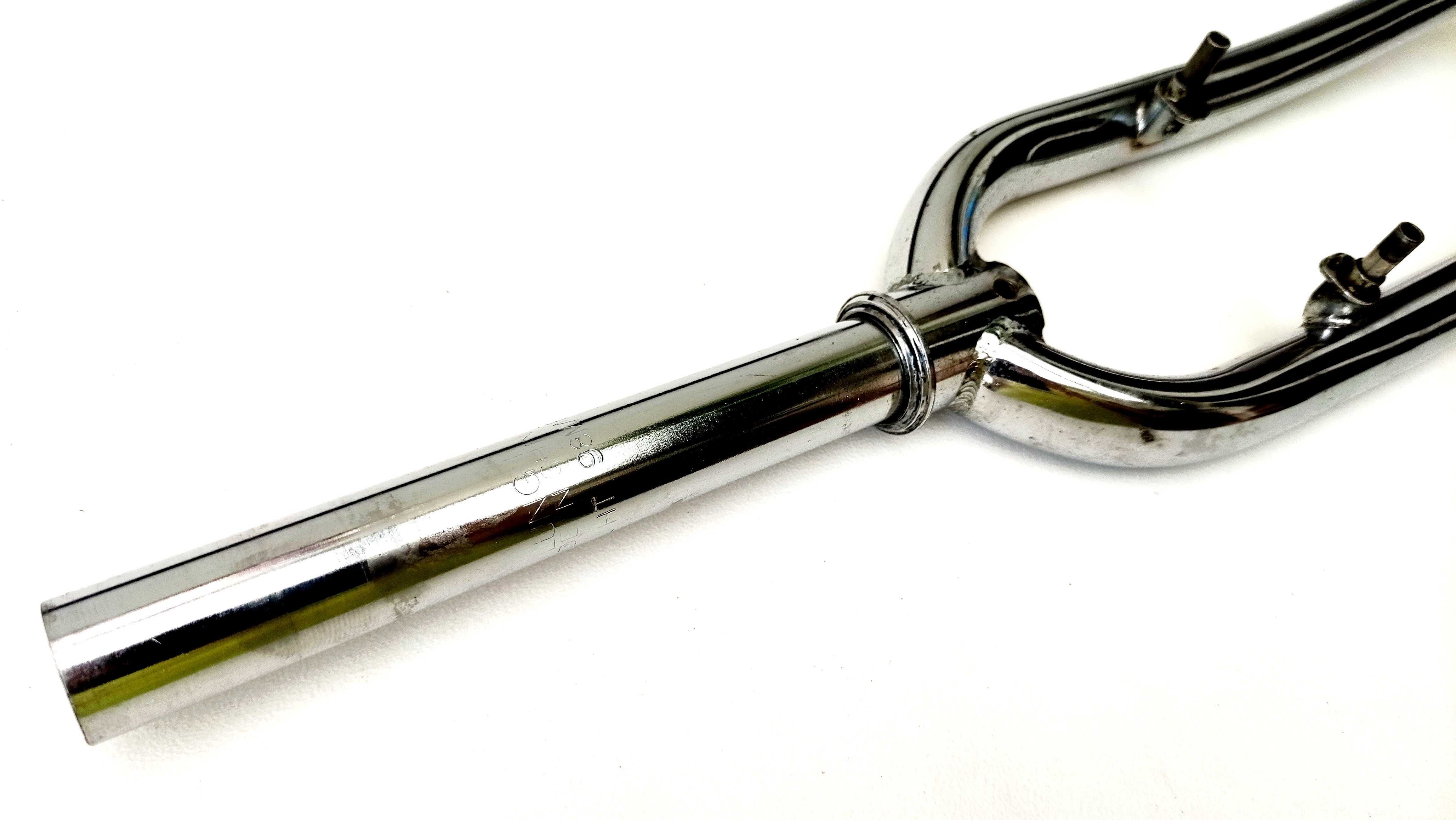 Chromowany Widelec Stalowy A-head 1 i 1/8'' pod koło 26'' #259