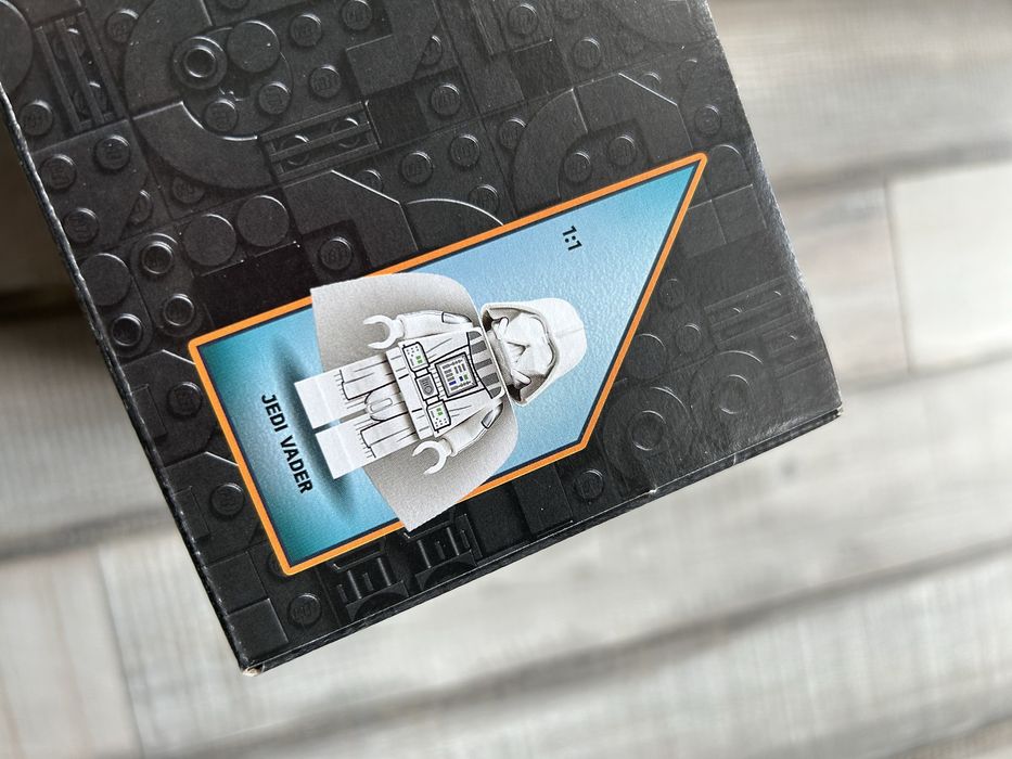 LEGO 75389 Czarny Sokół Millennium