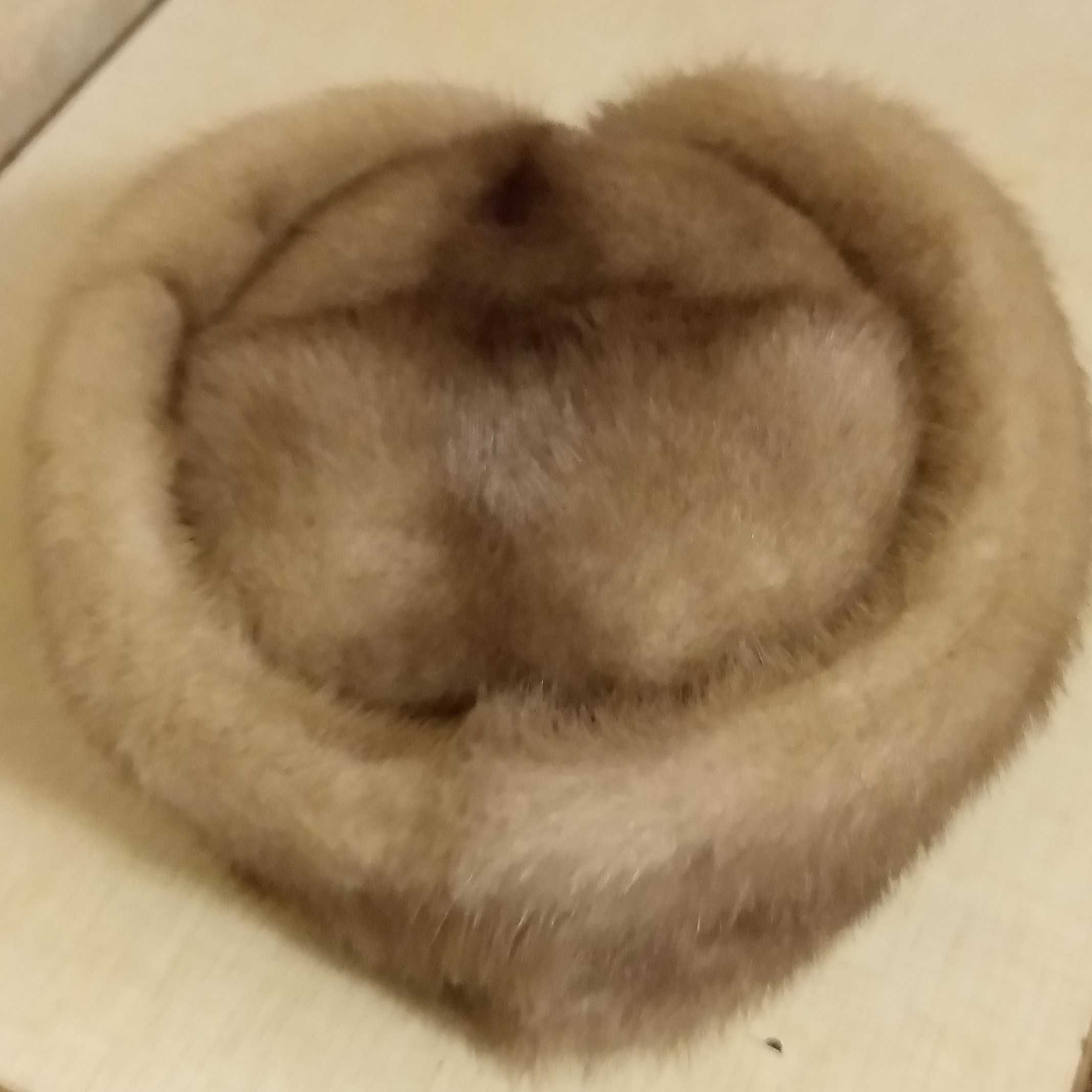Женская зимняя норковая шапка.