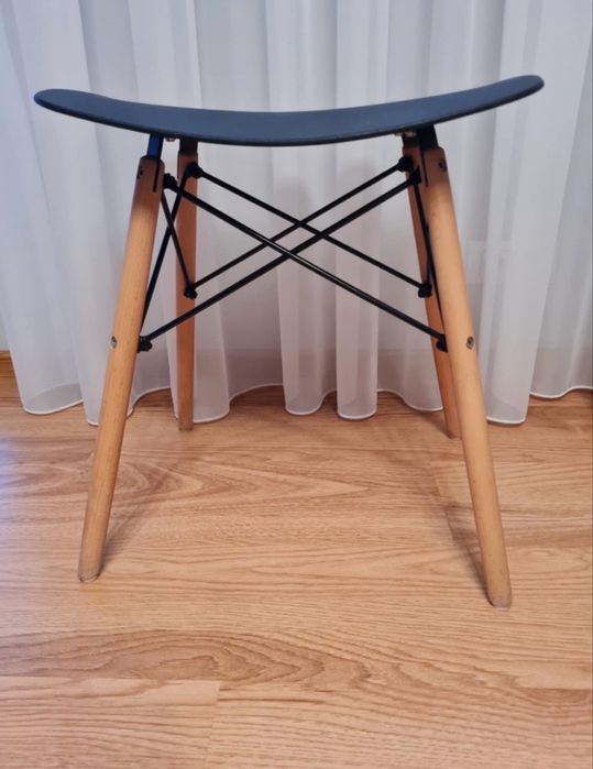 Taborety/stołki 2 szt.