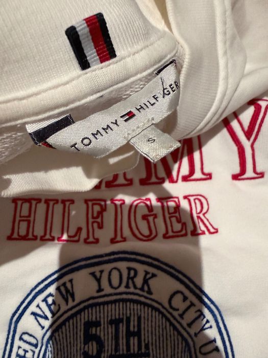 Біла трикотажна кофта Tommy Hilfiger