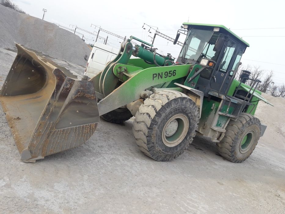 Продам Фронтальный погрузчик ОБМЕН.