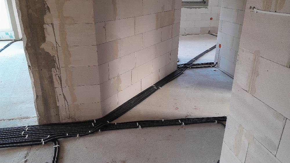 Usługi elektryczne. Elektryk. Instalacje elektryczne. Pomiary.