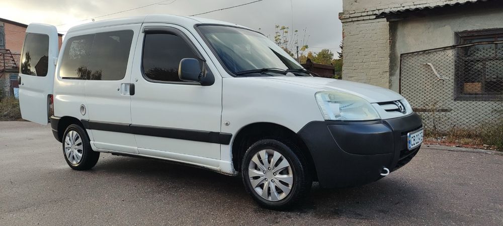 Продам Peugeot Partner. 2.0 дизель