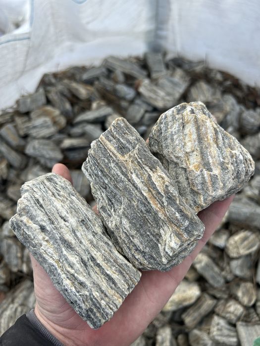 KORA KAMIENNA PŁUKANA Kamień Ogrodowy Grys 11, 32 Kamień w Workach