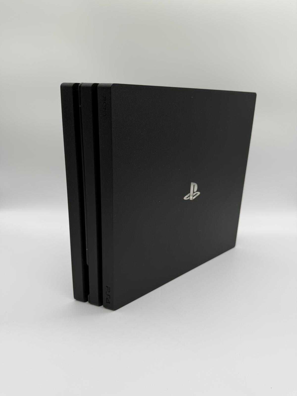 Konsola PS4 PRO CUH-7216B 1 TB + PAD db stan! od loombard milicz