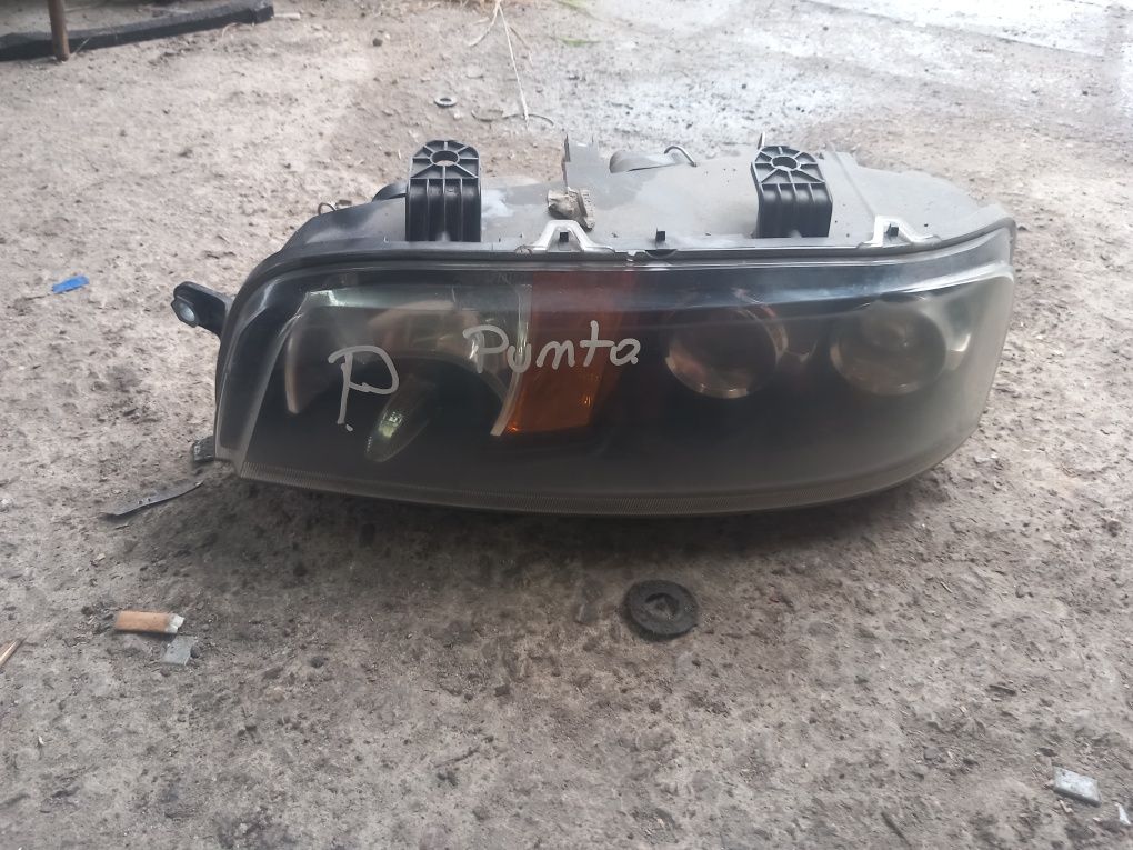 Lampa lewy prawy przód komplet  Fiat Punto