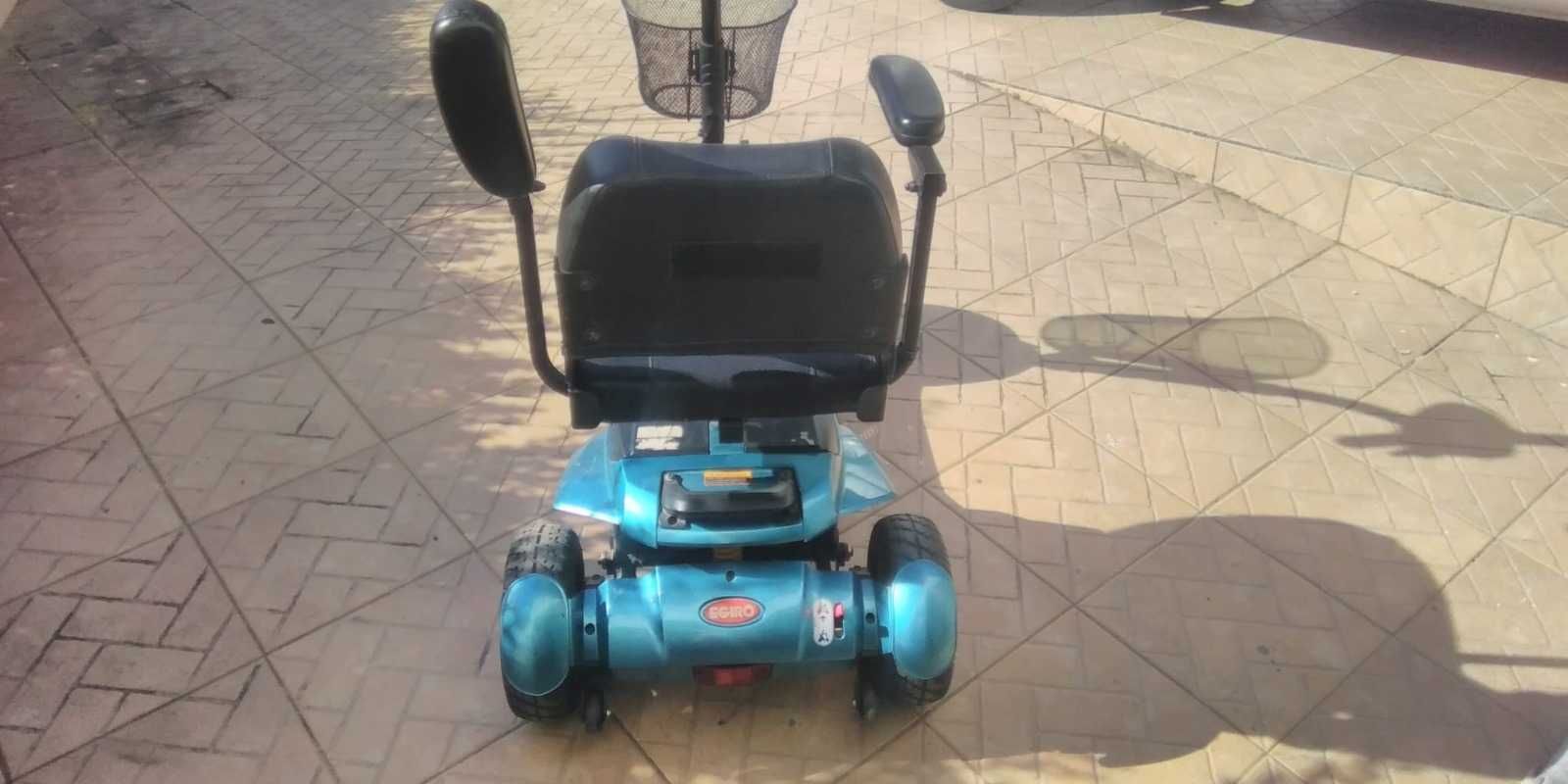 scooter de mobilidade reduzida