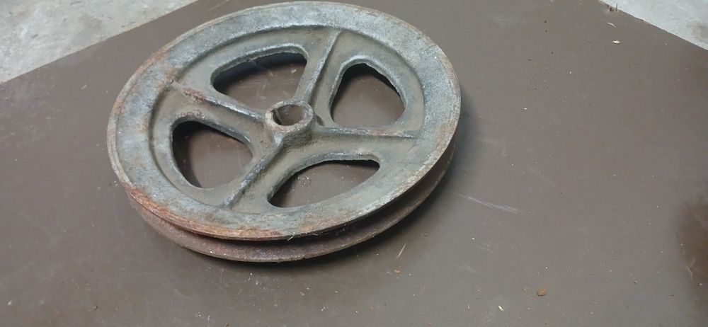 Шківи одно та трьохструмкові