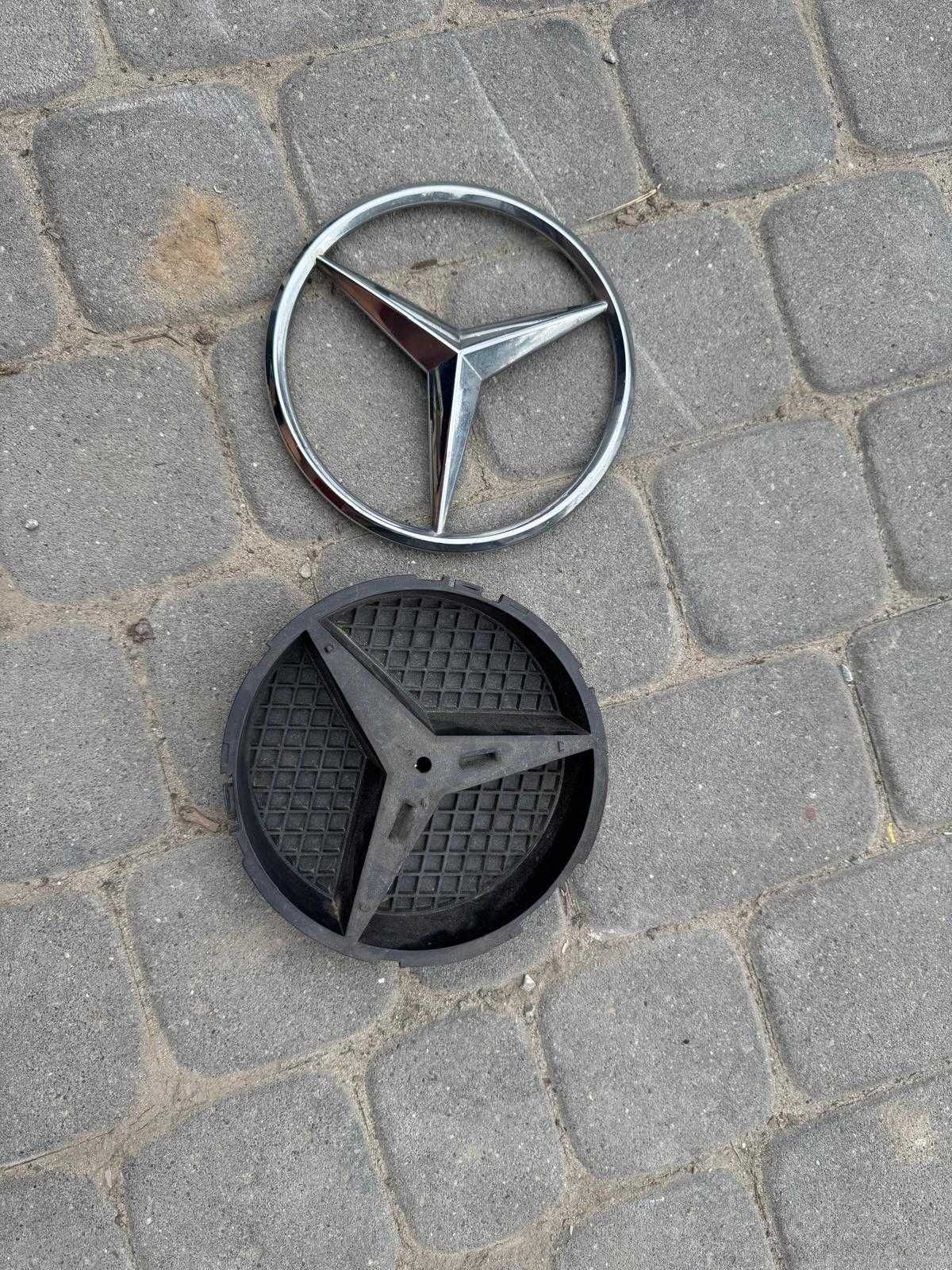 Emblemat znaczek Mercedes c klasa A klasa W176  GLC ML W166 W212
