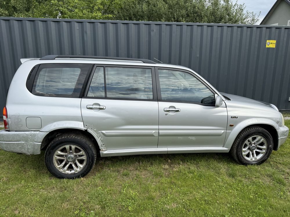 Suzuki Grand Vitara XL7 2.7 V6 automat na czesci