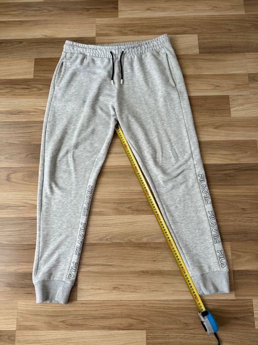 Штани Fila XL/L сірого кольору