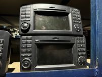 Команд Comand навігація CD радіо  музика  Mercedes W164 ML GL