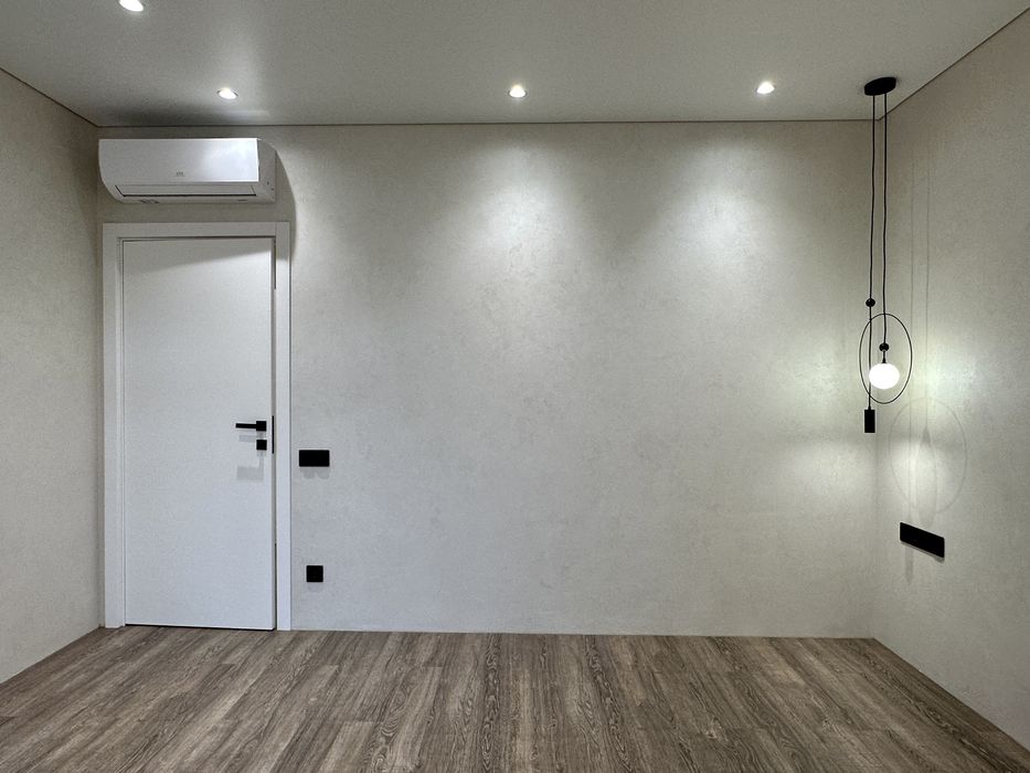 Дуплекс з новим ремонтом у лісовій Бучі. Ніхто не жив.