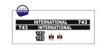 Naklejki ciągnik traktor Case International 743 Nalepki Komplet