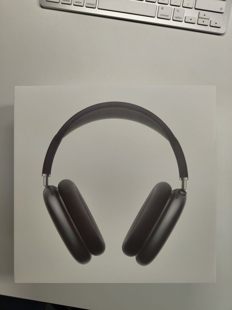 Airpods max Space grey