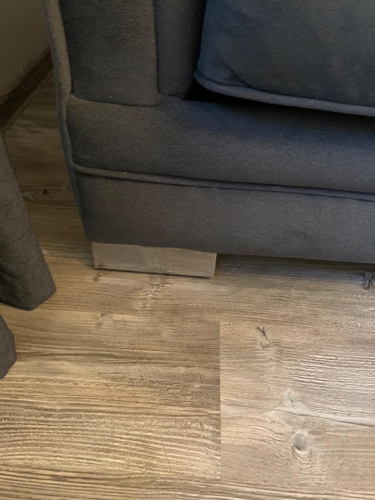 Sofa z pojemnikiem, dwu osobowa.