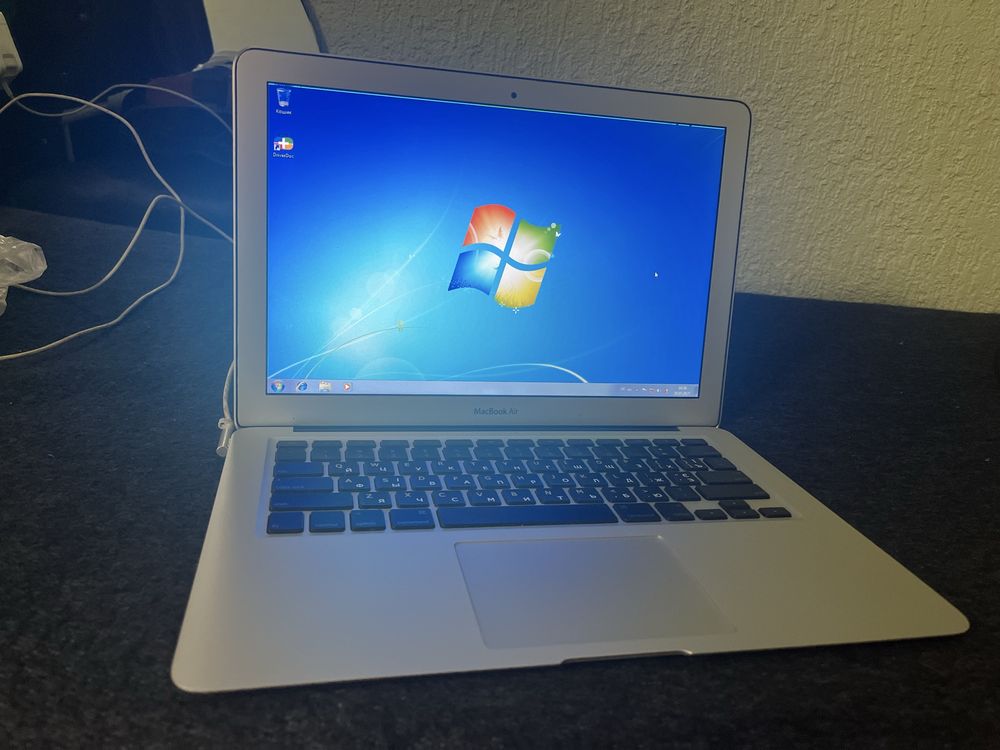 Macbook AIR A1369 2010