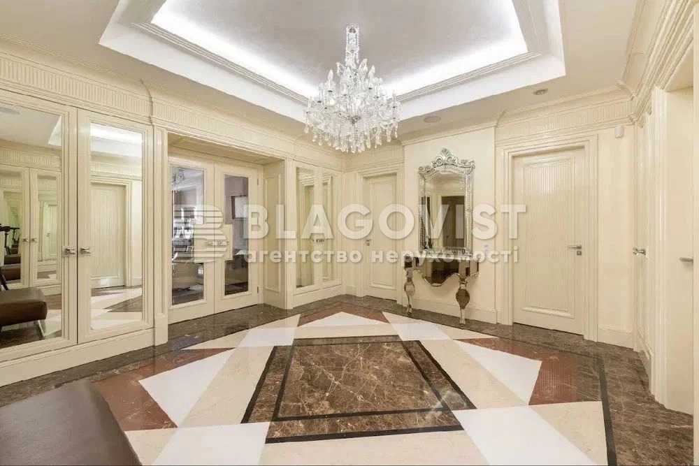 Грушевського 9-а Ціна 1 800 000 $