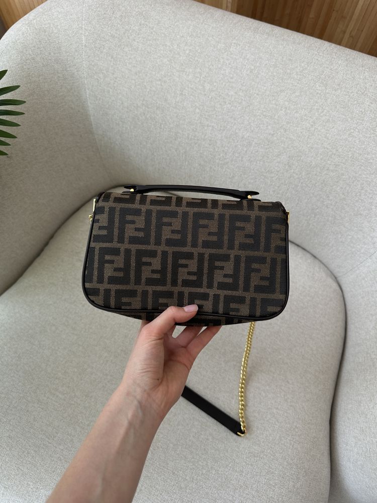 Torebka Fendi baguette chain ff