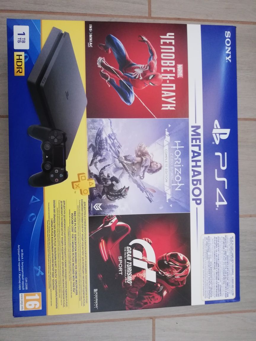 PS4 slim 1TB + 2 джоя