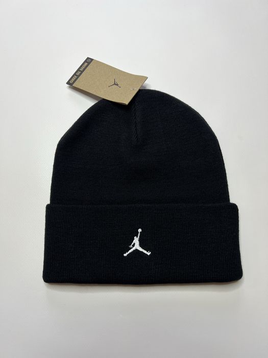 Шапка Air Jordan Peak Black FN4672-010