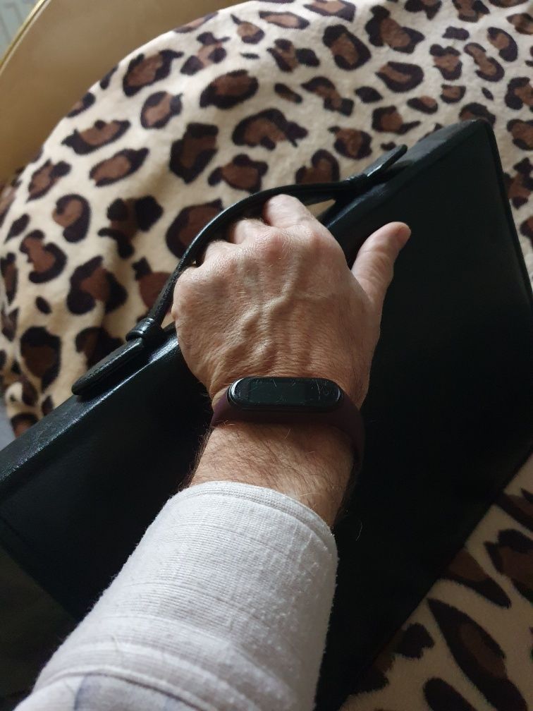 Teczka na dokumenty dla kierowcy itp. Aktówka A 4 na zamek
