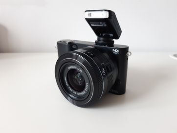 Aparat Samsung NX1100