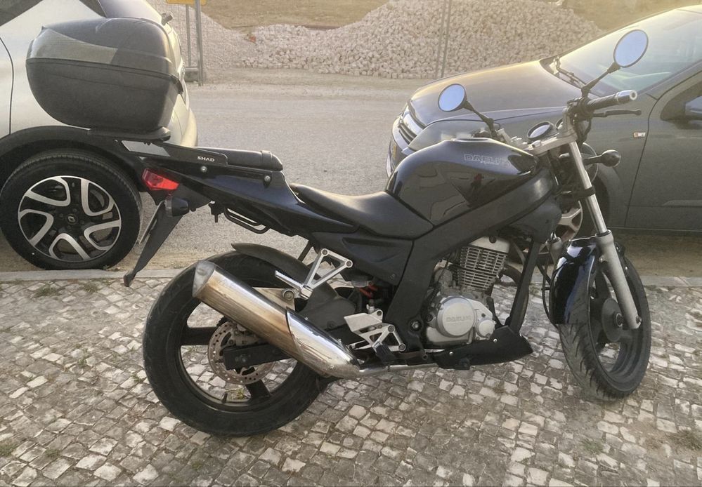 Daelim Roadwin 125