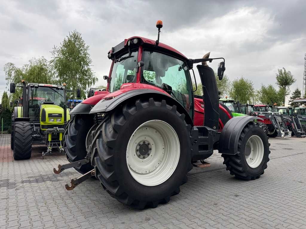 VALTRA T234 VERSU / Pneumatyka/ Biegi pełzające / Przedni TUZ /