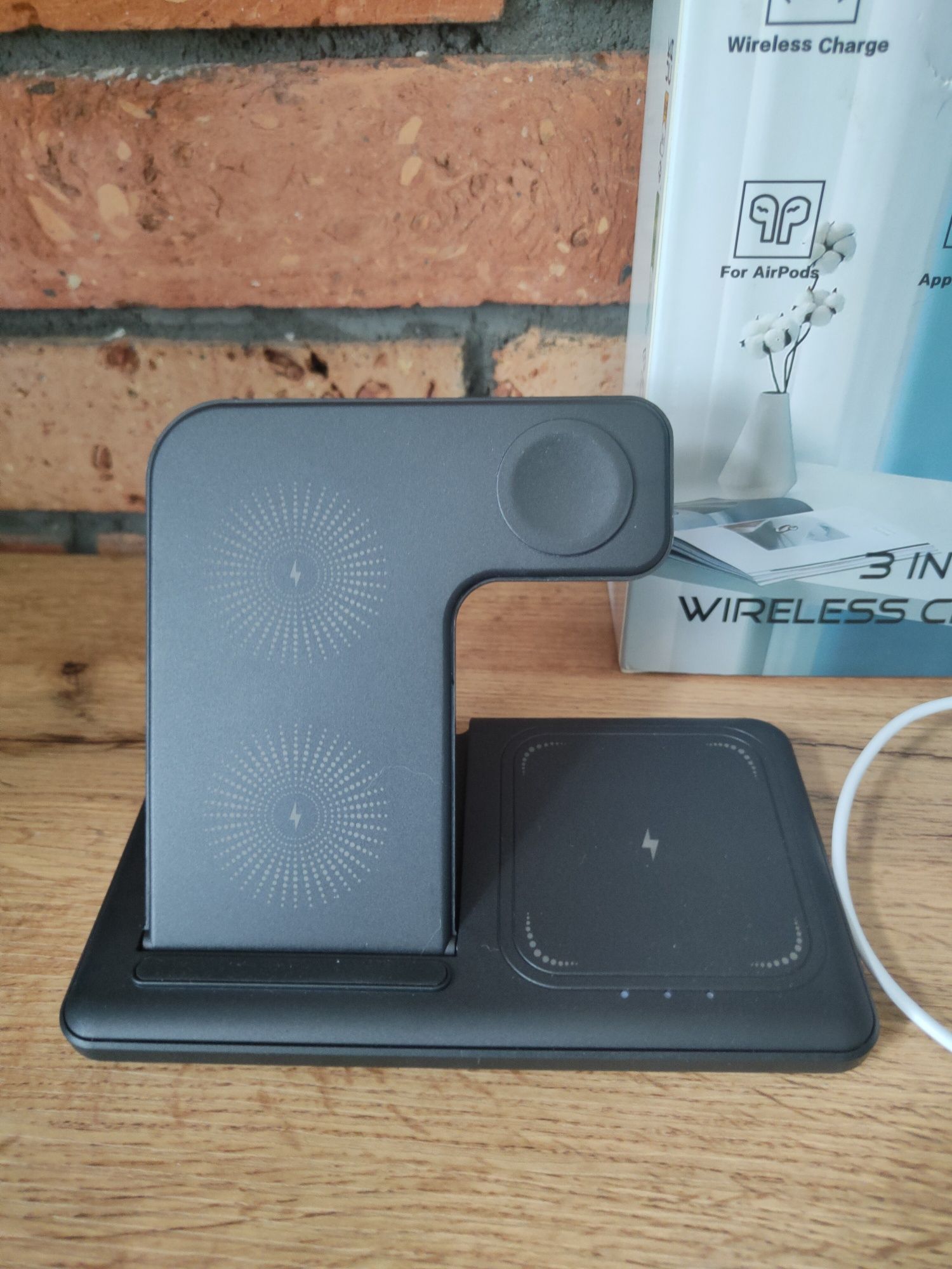 Bezprzewodowa ładowarka indukcyjna 3w1 iPhone Apple Watch AirPods