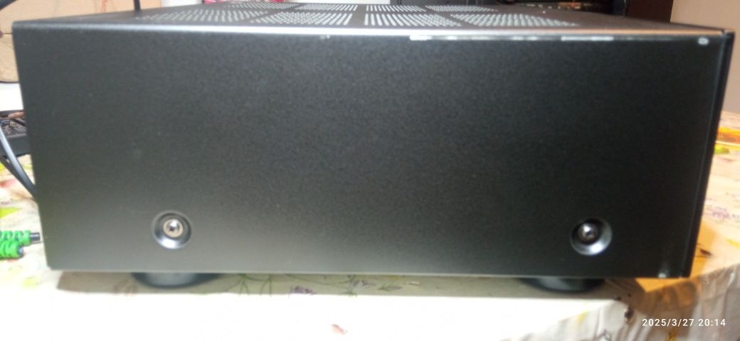 Amplituner stereo Yamaha R-S300