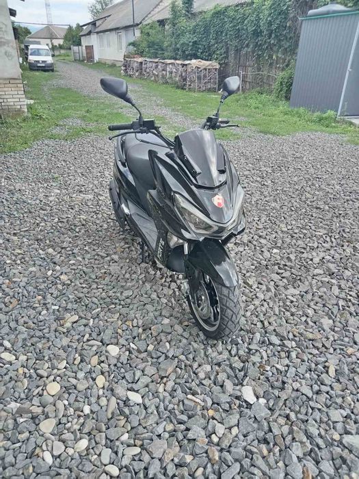 Скутер Forte tiget 150