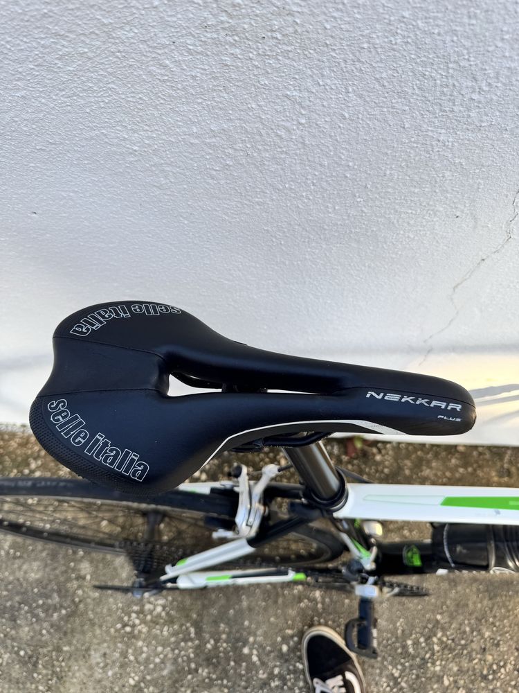 Coluer radar- bicicleta de estrada