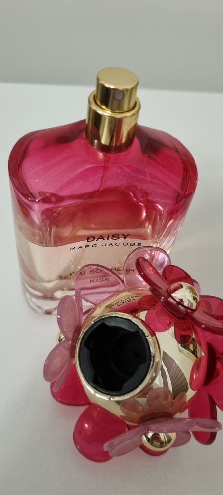 UNIKAT Marc Jacobs Daisy Kiss